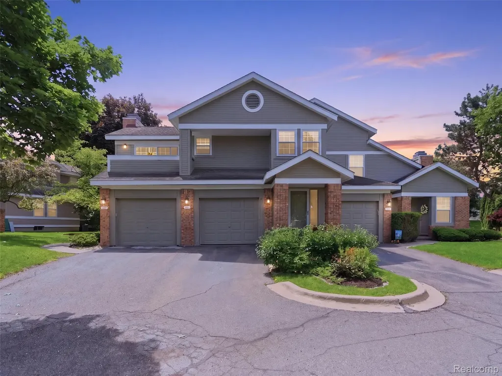 6605 Firestone Court West Bloomfield Charter Township MI 48322
