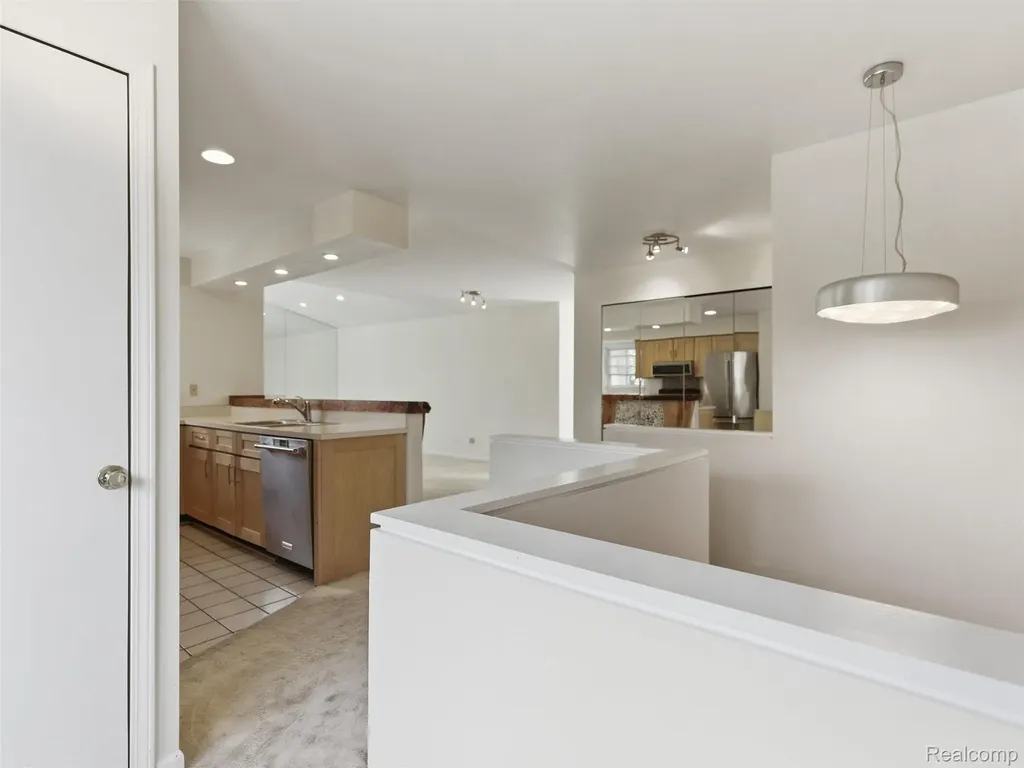 6605 Firestone Court West Bloomfield Charter Township MI 48322