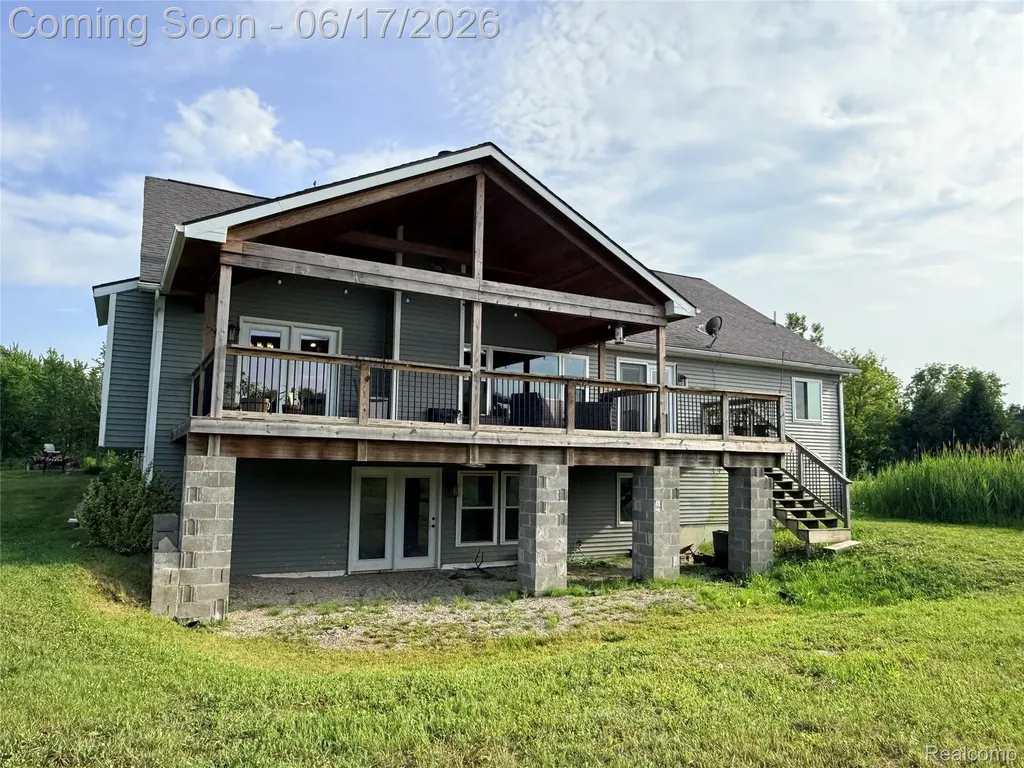 2543 Greenwood Road Lapeer Township MI 48446
