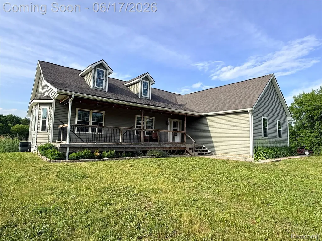 2543 Greenwood Road Lapeer Township MI 48446