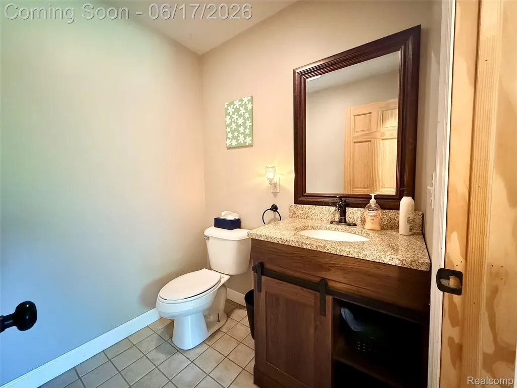2543 Greenwood Road Lapeer Township MI 48446