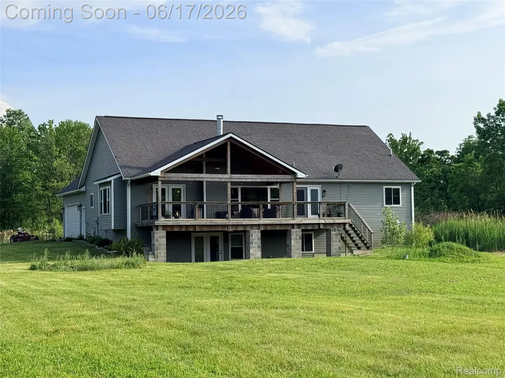 2543 Greenwood Road Lapeer Township MI 48446