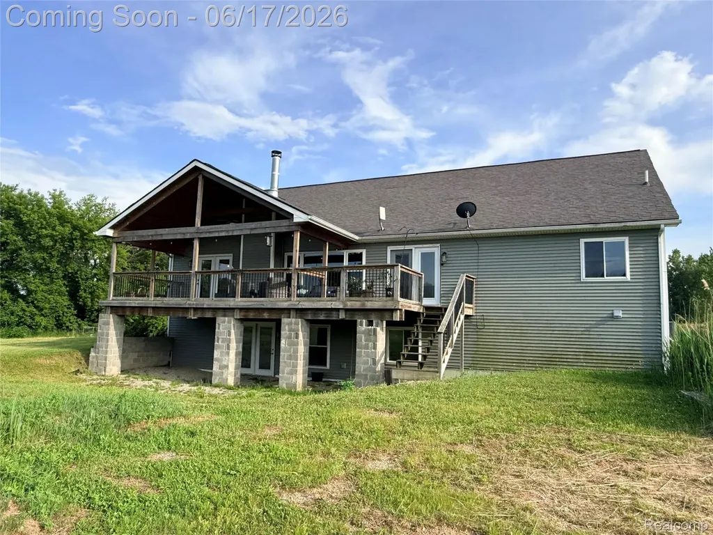 2543 Greenwood Road Lapeer Township MI 48446
