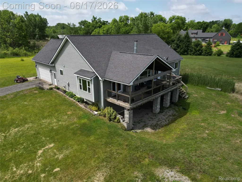 2543 Greenwood Road Lapeer Township MI 48446