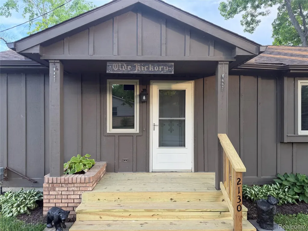 2130 Webster Park Drive Genoa Township MI 48843