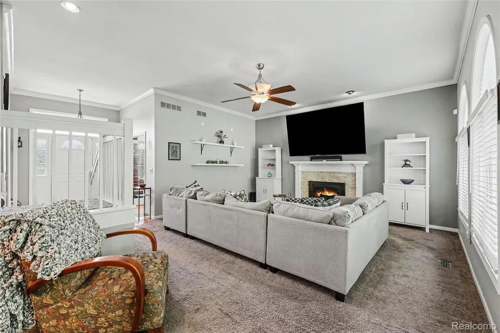 49033 Deerfield Park Macomb Township MI 48044