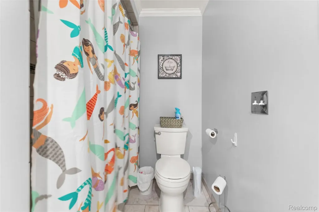 41594 Harvard Drive Sterling Heights City MI 48313