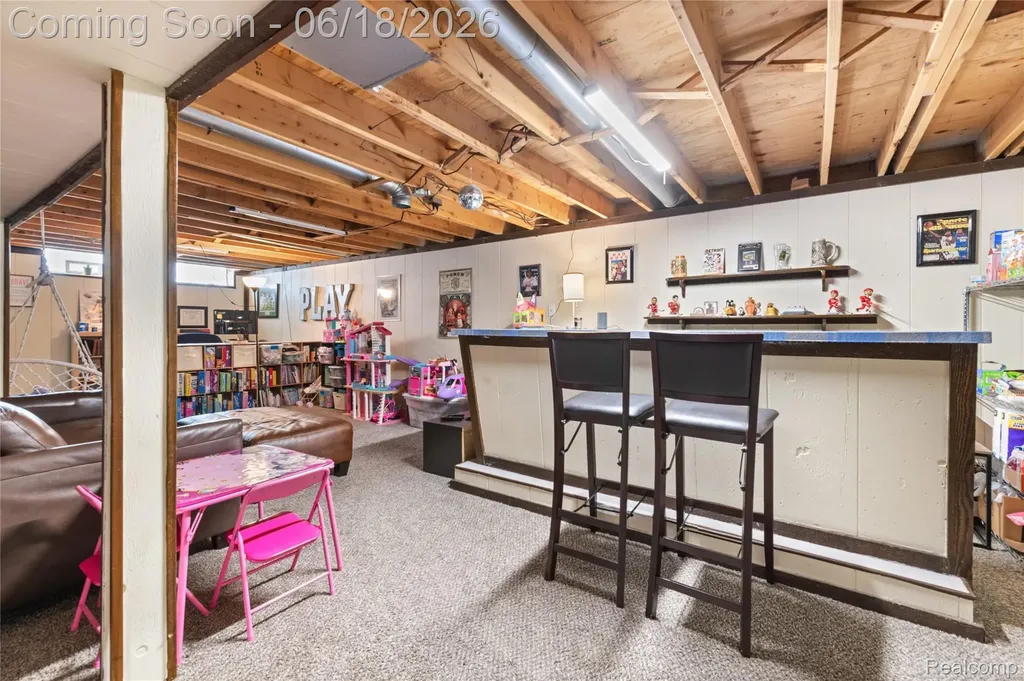 41594 Harvard Drive Sterling Heights City MI 48313