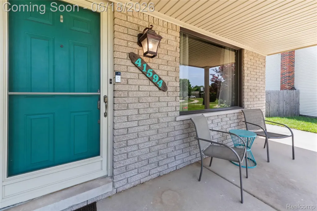 41594 Harvard Drive Sterling Heights City MI 48313