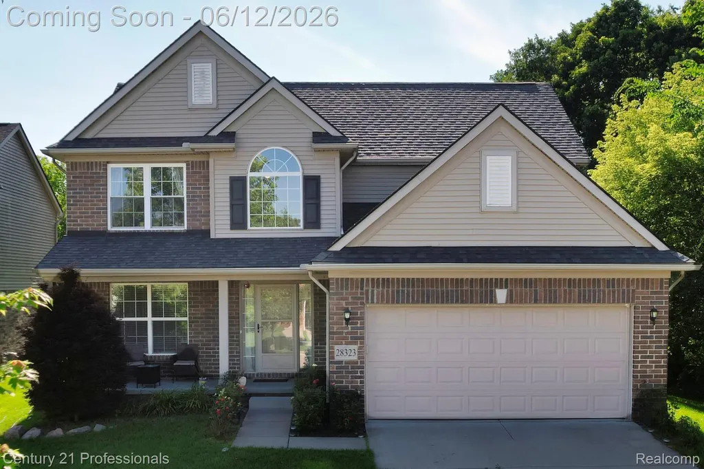 28323 Oakmonte Circle Lyon Charter Township MI 48165