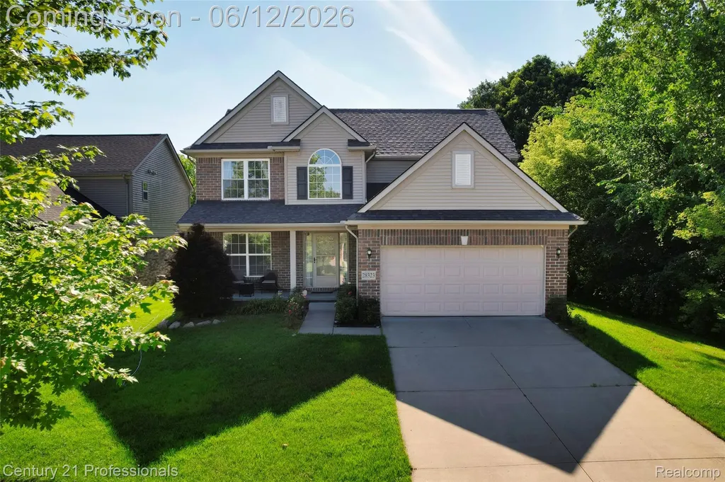 28323 Oakmonte Circle Lyon Charter Township MI 48165