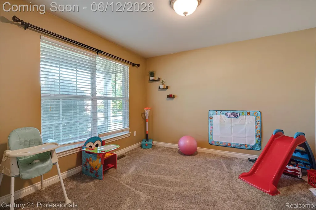 28323 Oakmonte Circle Lyon Charter Township MI 48165
