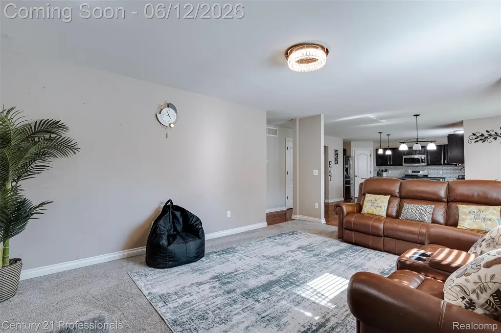 28323 Oakmonte Circle Lyon Charter Township MI 48165