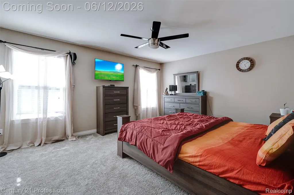 28323 Oakmonte Circle Lyon Charter Township MI 48165