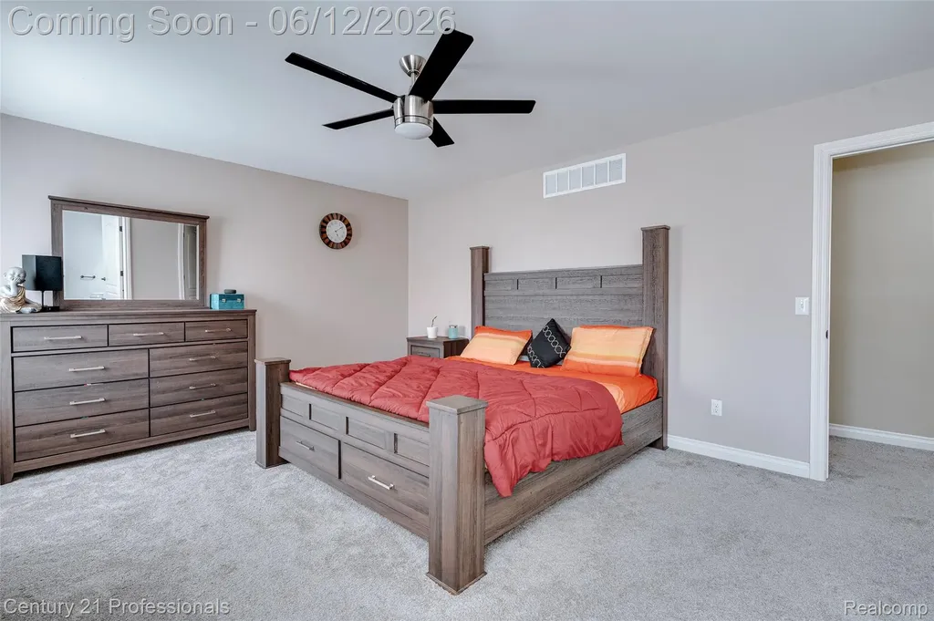 28323 Oakmonte Circle Lyon Charter Township MI 48165
