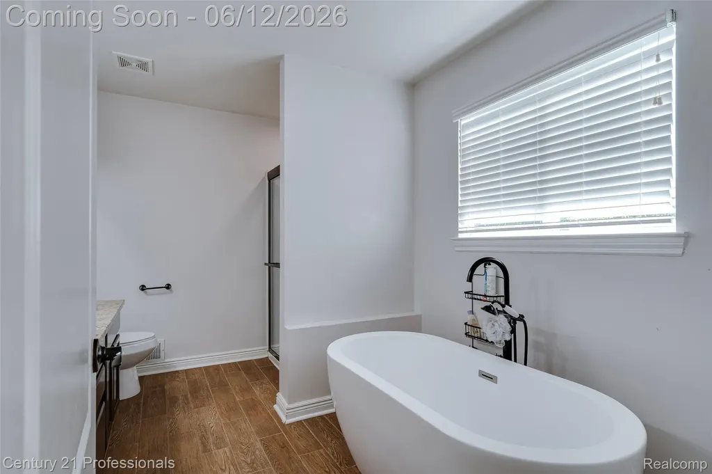 28323 Oakmonte Circle Lyon Charter Township MI 48165