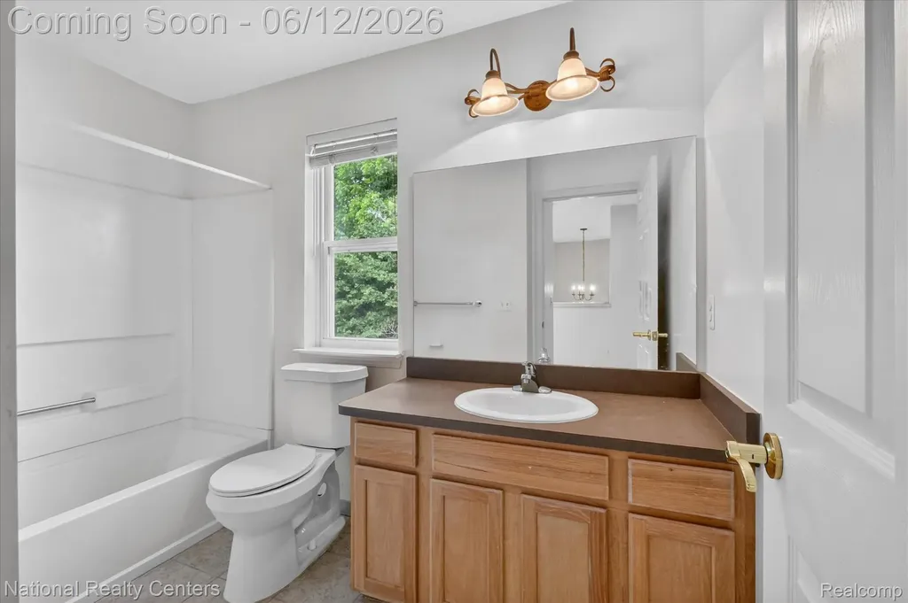8525 Berkshire Drive Superior Charter Township MI 48198