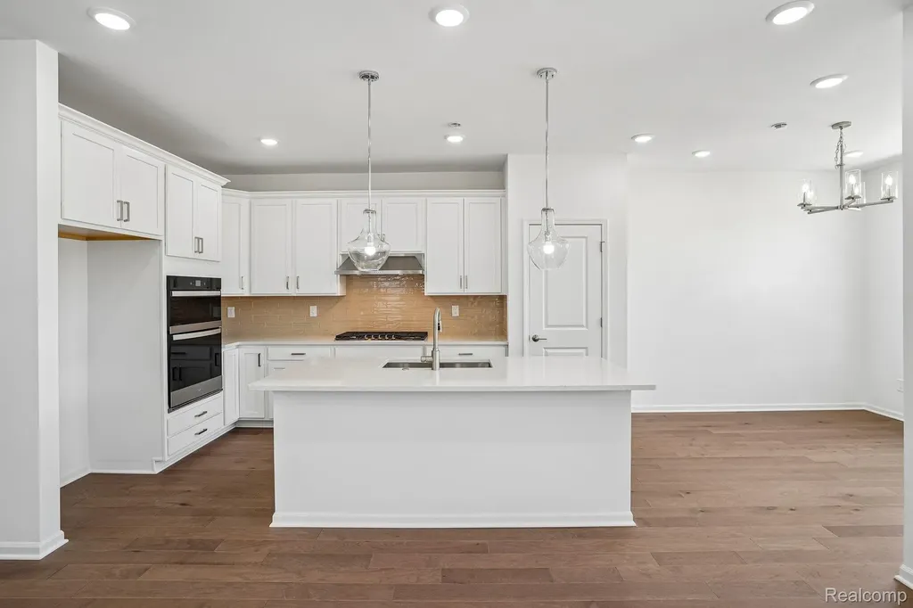 271 Lantana Drive Brighton City MI 48116