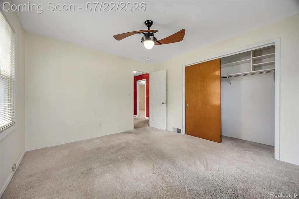1918 E Lincoln Avenue Royal Oak City MI 48067