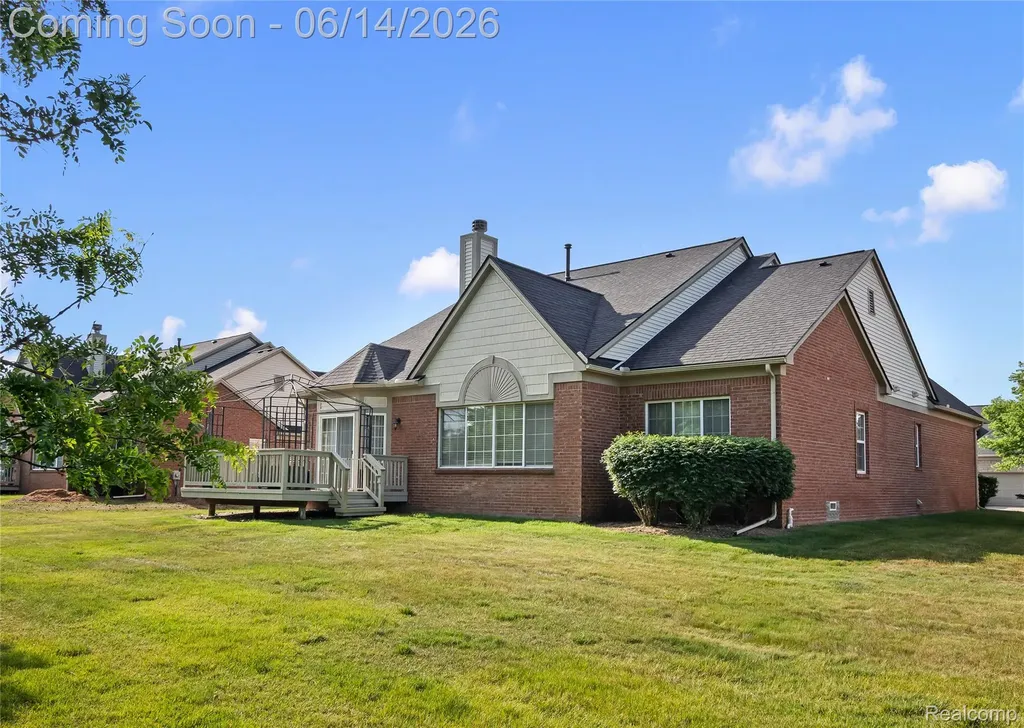 47920 Vistas Circle Drive N Canton Charter Township MI 48188