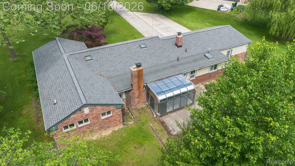 28134 Wildwood Trail Farmington Hills City MI 48336