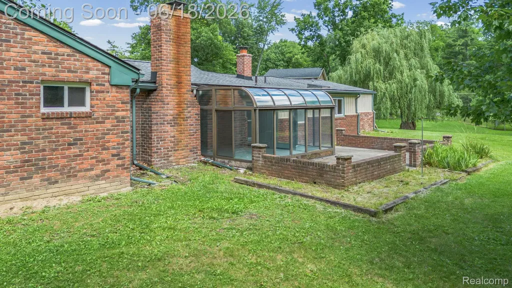 28134 Wildwood Trail Farmington Hills City MI 48336