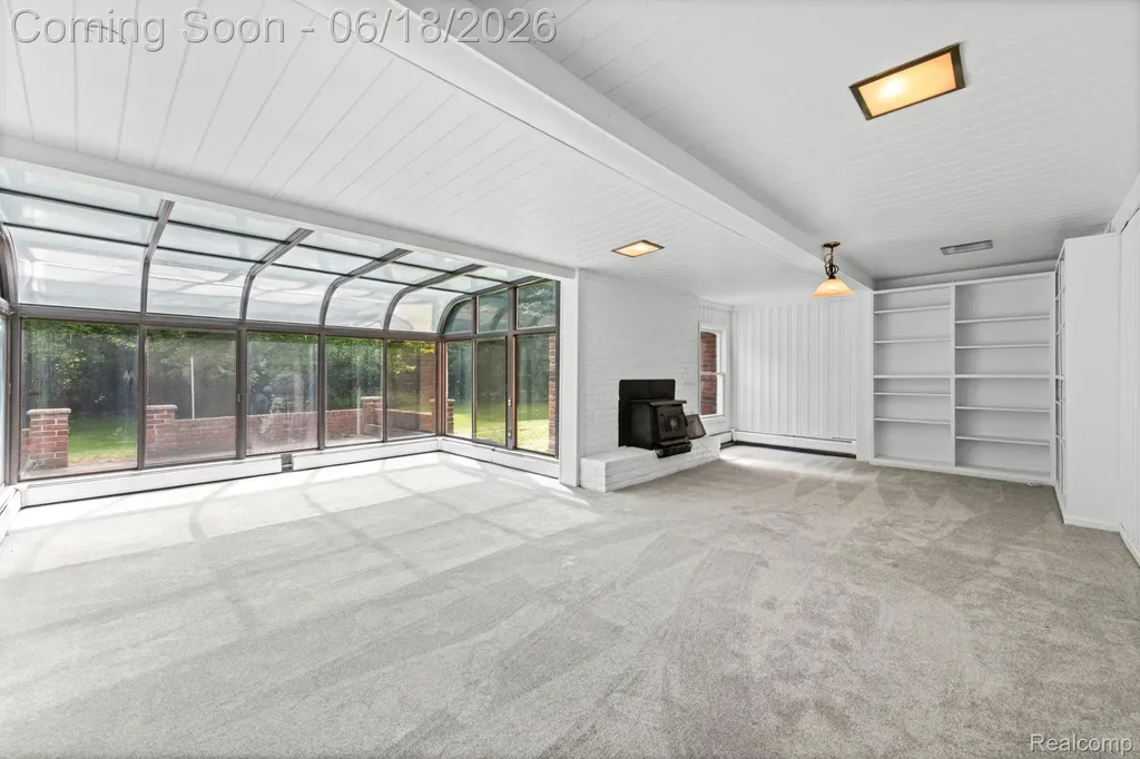 28134 Wildwood Trail Farmington Hills City MI 48336