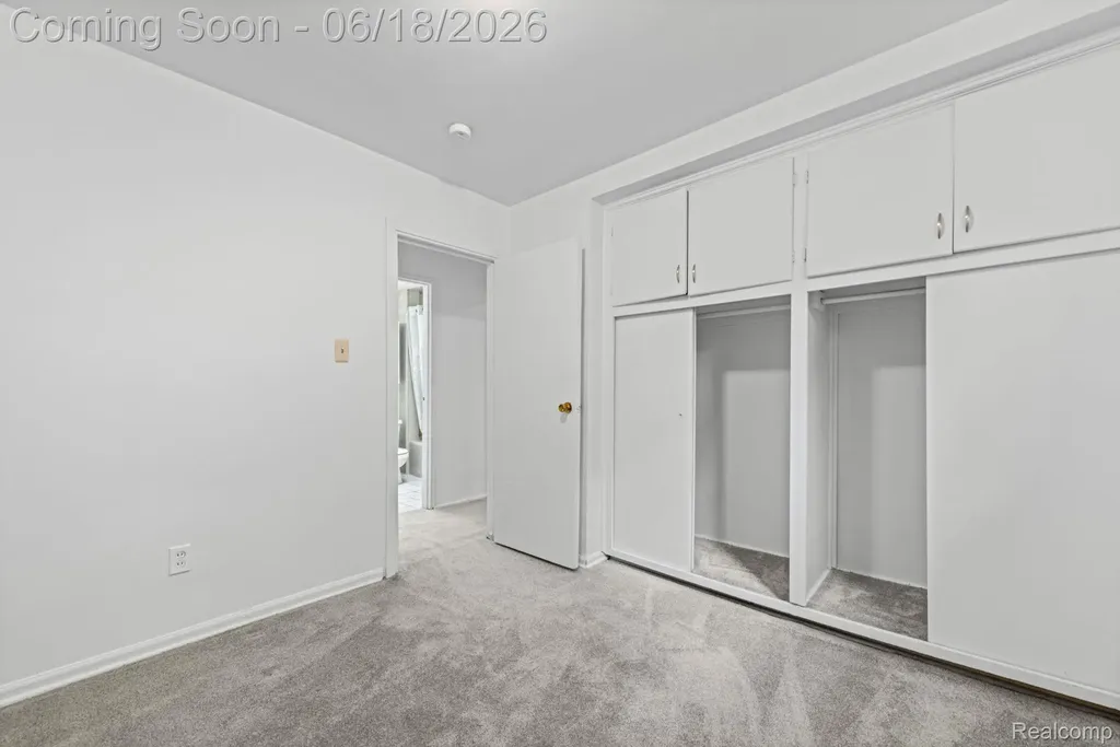 28134 Wildwood Trail Farmington Hills City MI 48336