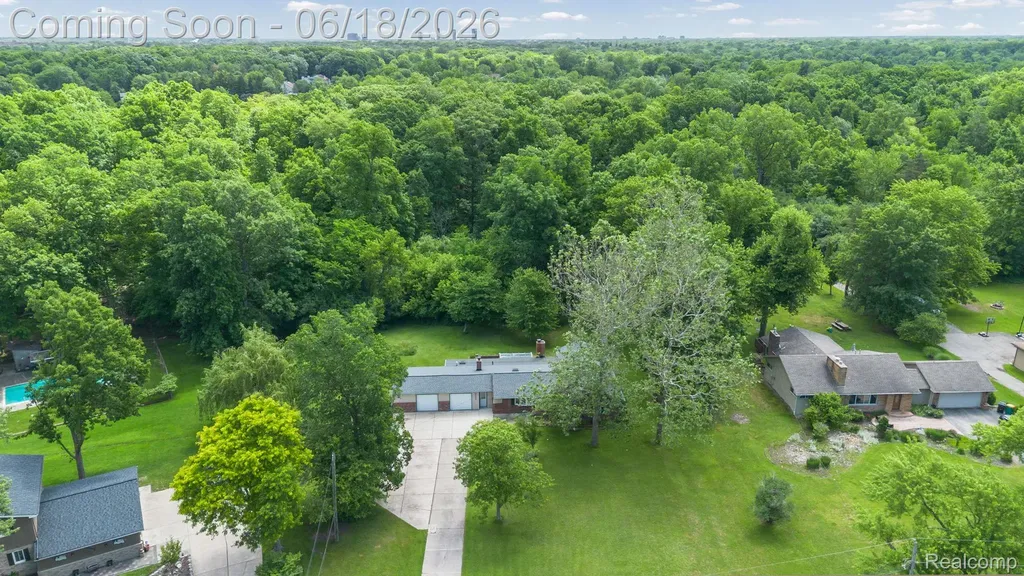 28134 Wildwood Trail Farmington Hills City MI 48336