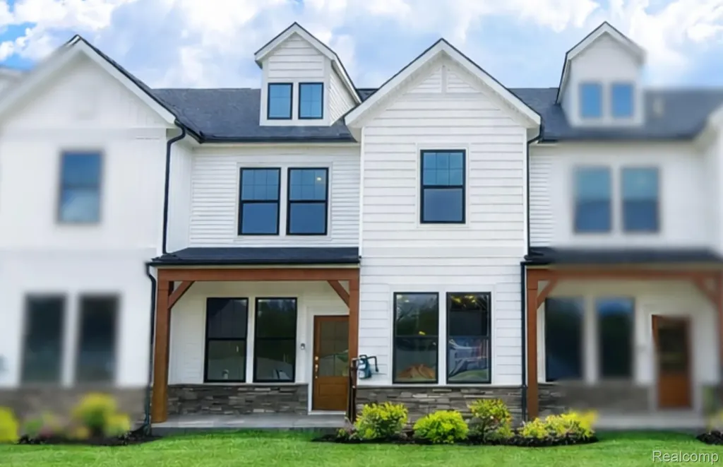 265 Lantana Drive Brighton City MI 48116
