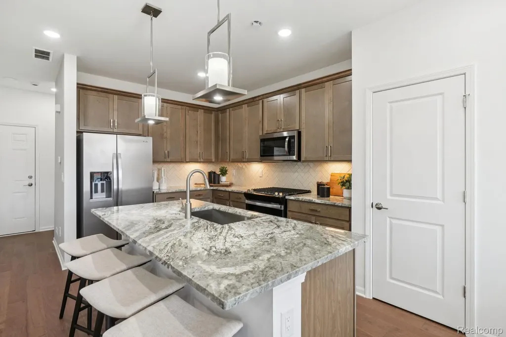 265 Lantana Drive Brighton City MI 48116
