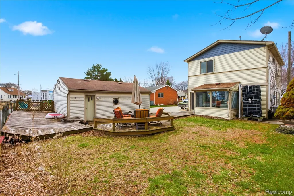 37886 Sunnybrook Street Harrison Charter Township MI 48045