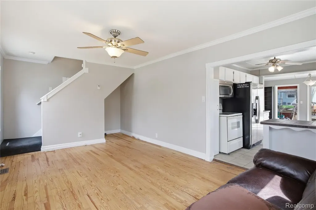 37886 Sunnybrook Street Harrison Charter Township MI 48045