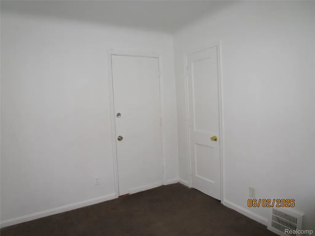 19393 Rowe Street Detroit City MI 48205