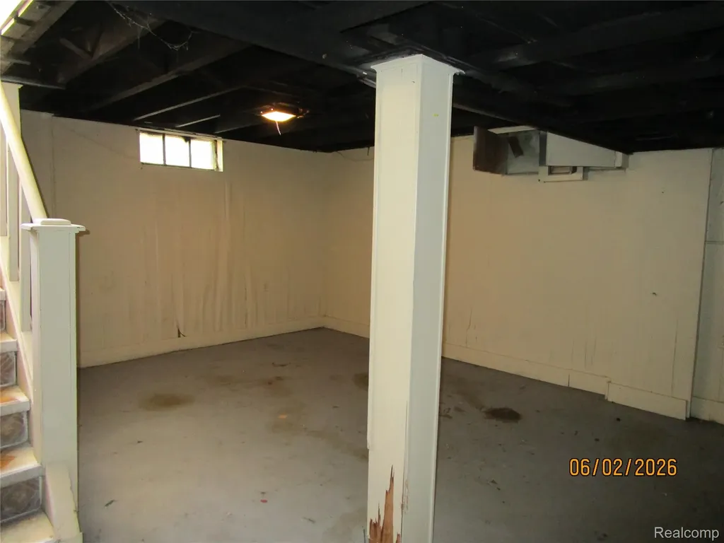 19393 Rowe Street Detroit City MI 48205
