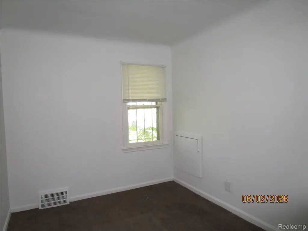 19393 Rowe Street Detroit City MI 48205