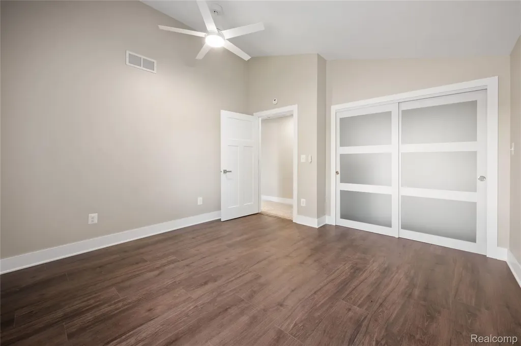 3515 Highland Boulevard Highland Charter Township MI 48356