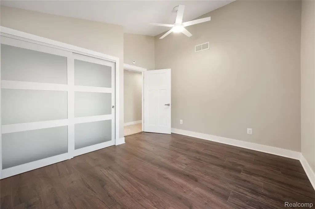 3515 Highland Boulevard Highland Charter Township MI 48356