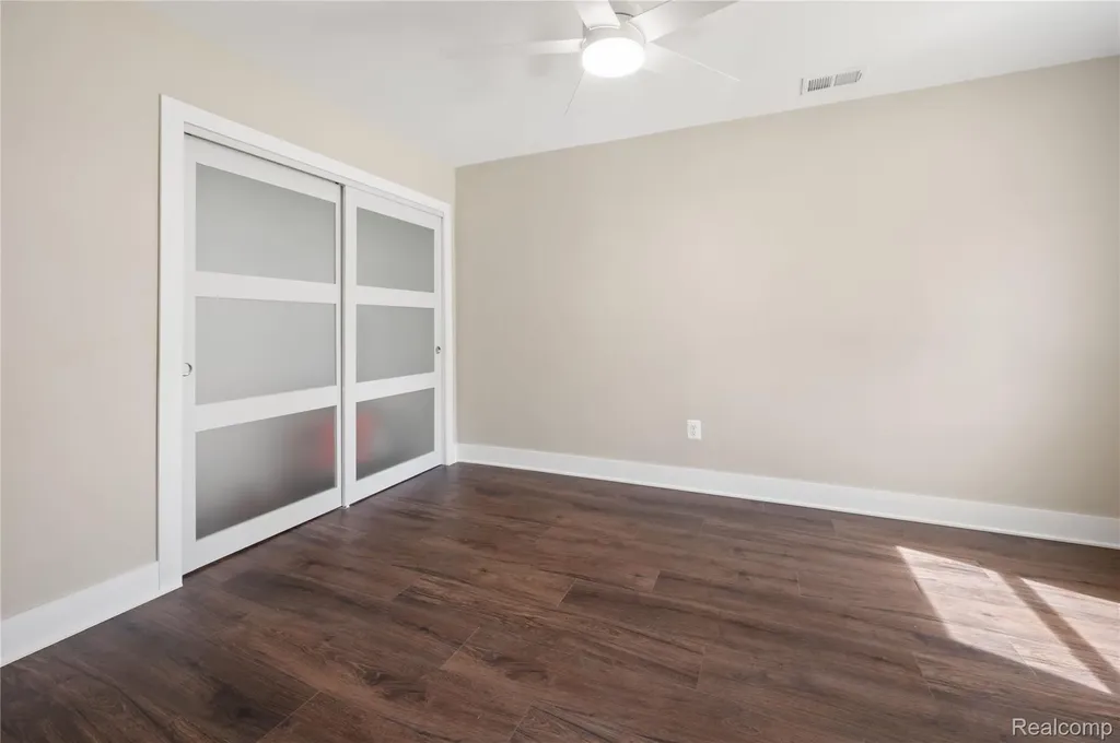 3515 Highland Boulevard Highland Charter Township MI 48356