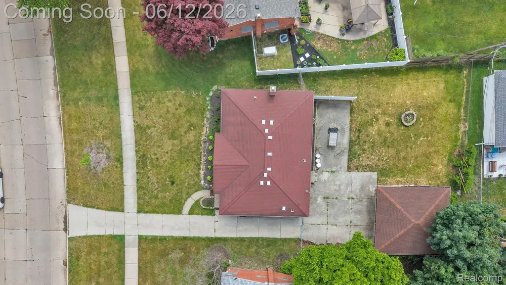27827 Lyndon Street Livonia City MI 48154