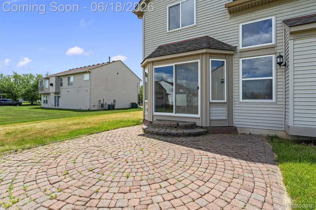 8249 Clocktower Court Romulus City MI 48174