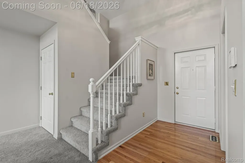 8249 Clocktower Court Romulus City MI 48174