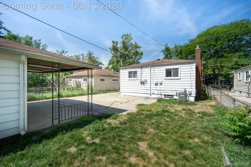 4929 Dudley Street Dearborn Heights City MI 48125