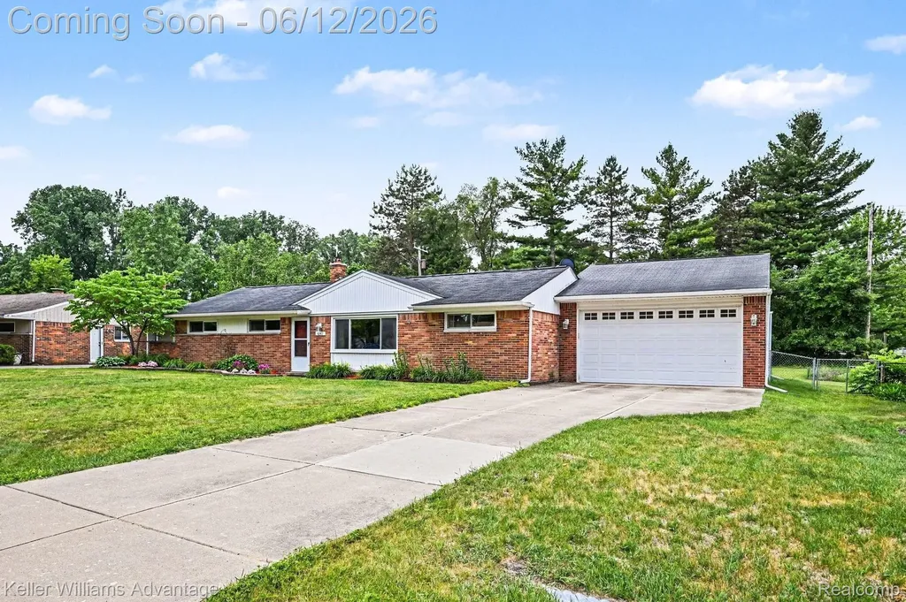 1669 Ashstan Drive Walled Lake City MI 48390