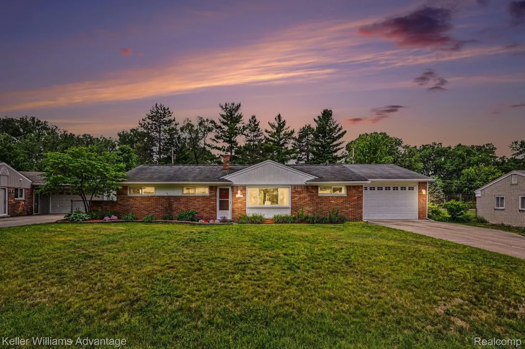1669 Ashstan Drive Walled Lake City MI 48390