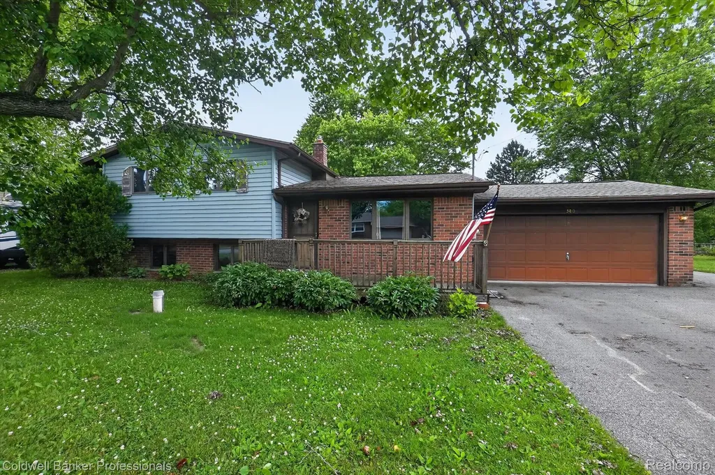 5410 Mancelona Drive Grand Blanc Charter Township MI 48439