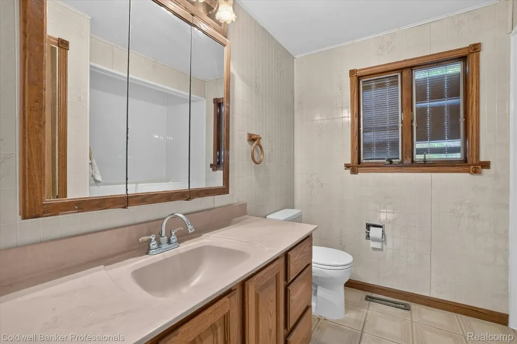 5410 Mancelona Drive Grand Blanc Charter Township MI 48439