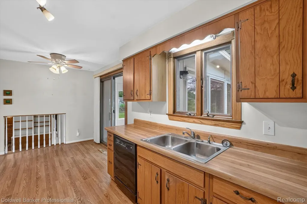 5410 Mancelona Drive Grand Blanc Charter Township MI 48439