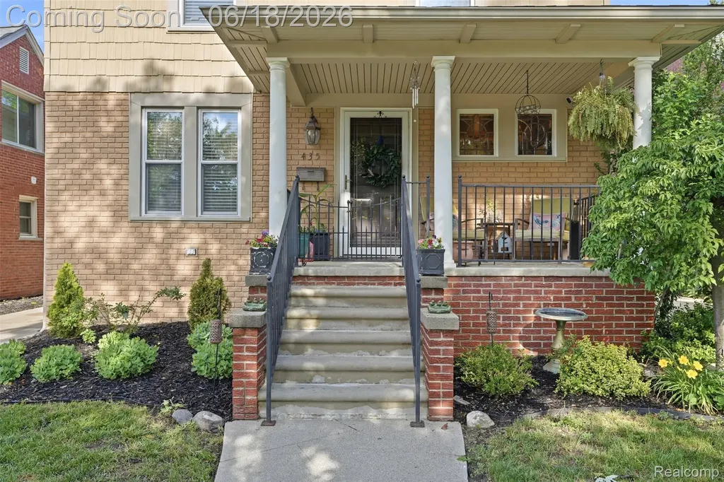 435 N Melborn Street Dearborn City MI 48128