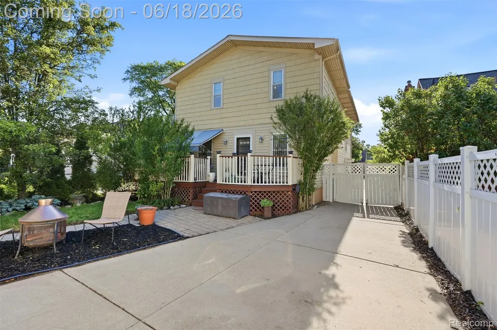 435 N Melborn Street Dearborn City MI 48128